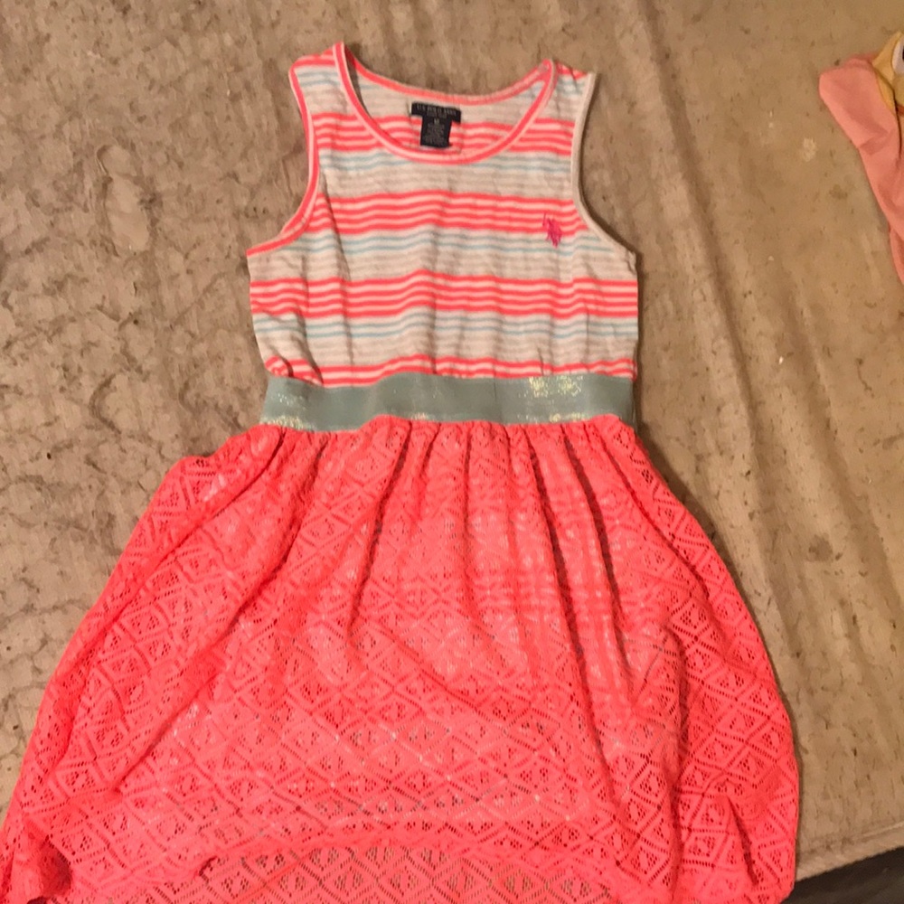 A Polo dress it cute good style for girls !